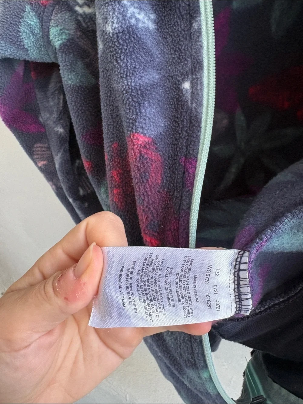 Columbia girls size M (8/9) fleece zip up